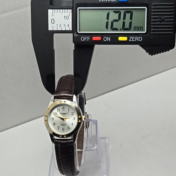 Womens Precision By GRUEN Two-Tone Diamond Accent Watch Leather New Battery - Picture 5 of 11